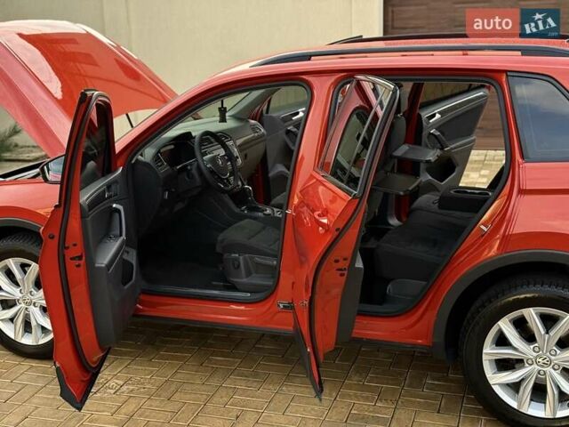 Оранжевый Фольксваген Тигуан, объемом двигателя 1.98 л и пробегом 161 тыс. км за 23900 $, фото 40 на Automoto.ua