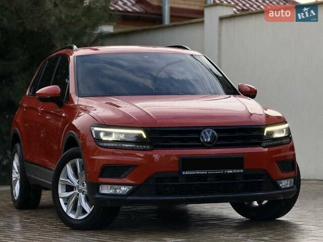 Оранжевый Фольксваген Тигуан, объемом двигателя 1.98 л и пробегом 161 тыс. км за 23900 $, фото 2 на Automoto.ua