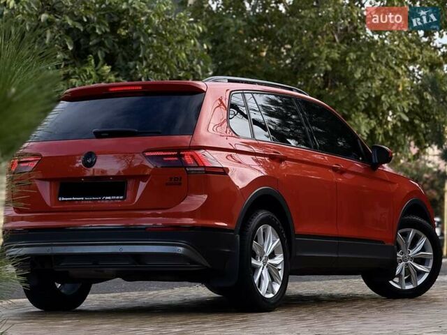 Оранжевый Фольксваген Тигуан, объемом двигателя 1.98 л и пробегом 161 тыс. км за 23900 $, фото 30 на Automoto.ua