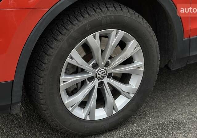 Оранжевый Фольксваген Тигуан, объемом двигателя 1.98 л и пробегом 112 тыс. км за 18999 $, фото 9 на Automoto.ua