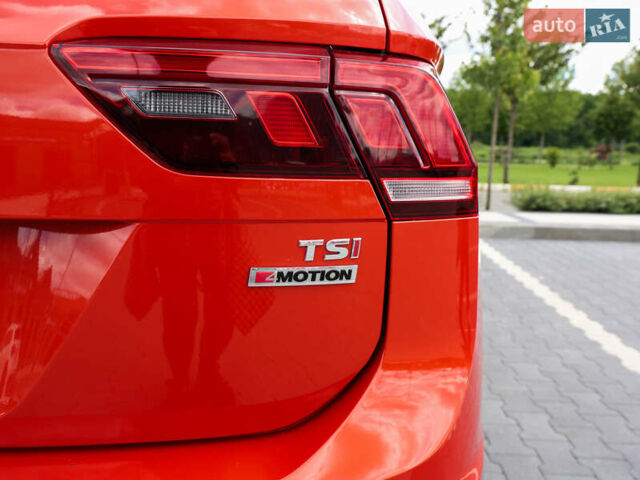 Помаранчевий Фольксваген Тігуан, об'ємом двигуна 2 л та пробігом 146 тис. км за 21000 $, фото 7 на Automoto.ua