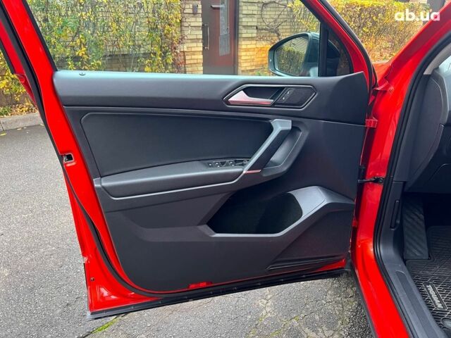 Оранжевый Фольксваген Тигуан, объемом двигателя 2 л и пробегом 176 тыс. км за 17790 $, фото 8 на Automoto.ua