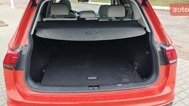 Оранжевый Фольксваген Тигуан, объемом двигателя 1.98 л и пробегом 148 тыс. км за 16200 $, фото 38 на Automoto.ua