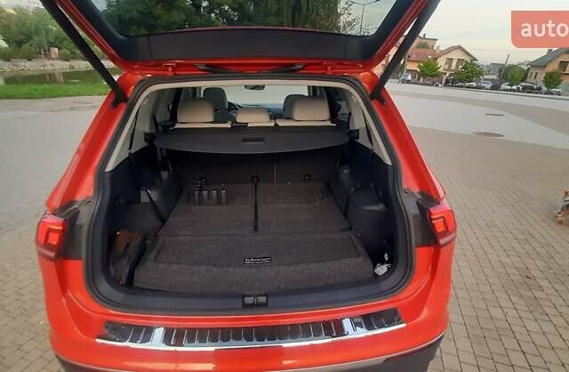 Помаранчевий Фольксваген Тігуан, об'ємом двигуна 1.98 л та пробігом 100 тис. км за 24500 $, фото 21 на Automoto.ua