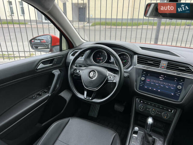 Помаранчевий Фольксваген Тігуан, об'ємом двигуна 1.98 л та пробігом 58 тис. км за 18900 $, фото 30 на Automoto.ua