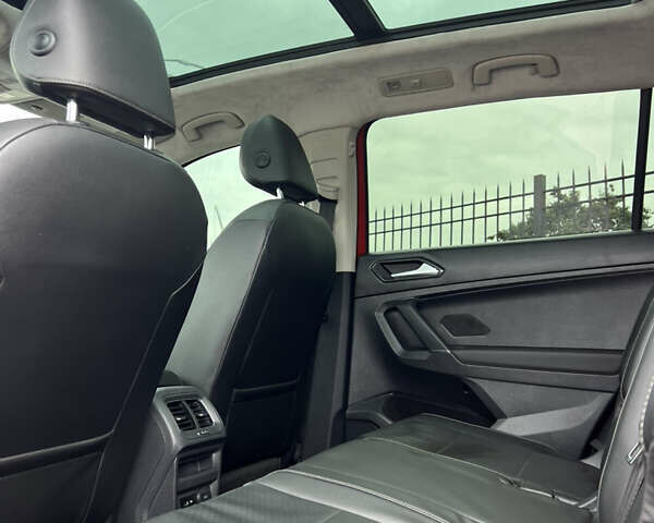 Помаранчевий Фольксваген Тігуан, об'ємом двигуна 1.98 л та пробігом 58 тис. км за 18900 $, фото 36 на Automoto.ua