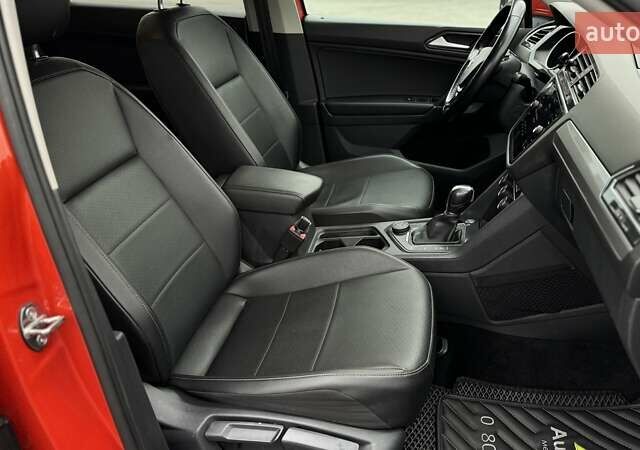 Оранжевый Фольксваген Тигуан, объемом двигателя 1.98 л и пробегом 112 тыс. км за 18999 $, фото 21 на Automoto.ua