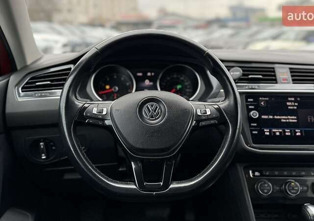 Оранжевый Фольксваген Тигуан, объемом двигателя 1.98 л и пробегом 112 тыс. км за 18999 $, фото 27 на Automoto.ua