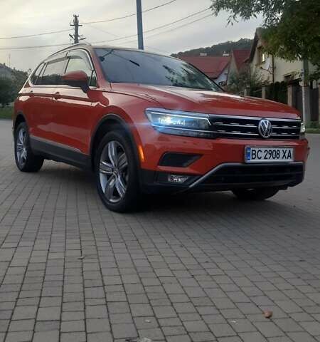 Помаранчевий Фольксваген Тігуан, об'ємом двигуна 1.98 л та пробігом 100 тис. км за 24500 $, фото 22 на Automoto.ua