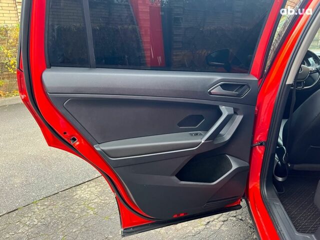 Оранжевый Фольксваген Тигуан, объемом двигателя 2 л и пробегом 176 тыс. км за 17790 $, фото 19 на Automoto.ua