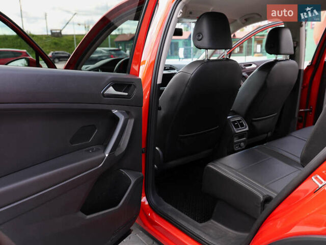 Помаранчевий Фольксваген Тігуан, об'ємом двигуна 2 л та пробігом 146 тис. км за 21000 $, фото 18 на Automoto.ua