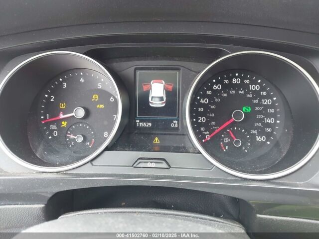 Помаранчевий Фольксваген Тігуан, об'ємом двигуна 2 л та пробігом 185 тис. км за 12150 $, фото 7 на Automoto.ua