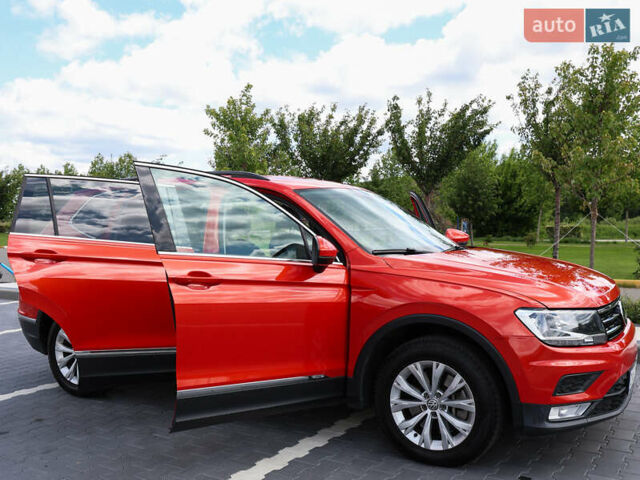 Помаранчевий Фольксваген Тігуан, об'ємом двигуна 2 л та пробігом 146 тис. км за 21000 $, фото 5 на Automoto.ua