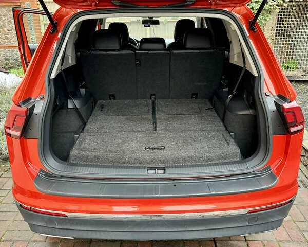 Оранжевый Фольксваген Тигуан, объемом двигателя 1.98 л и пробегом 176 тыс. км за 19200 $, фото 12 на Automoto.ua