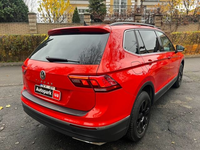 Оранжевый Фольксваген Тигуан, объемом двигателя 2 л и пробегом 176 тыс. км за 17790 $, фото 4 на Automoto.ua