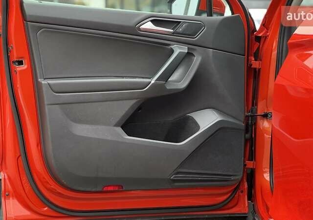 Оранжевый Фольксваген Тигуан, объемом двигателя 1.98 л и пробегом 112 тыс. км за 18999 $, фото 13 на Automoto.ua