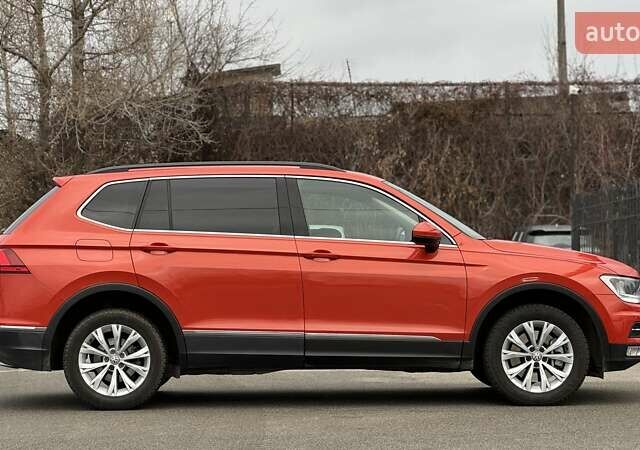 Оранжевый Фольксваген Тигуан, объемом двигателя 1.98 л и пробегом 112 тыс. км за 18999 $, фото 8 на Automoto.ua