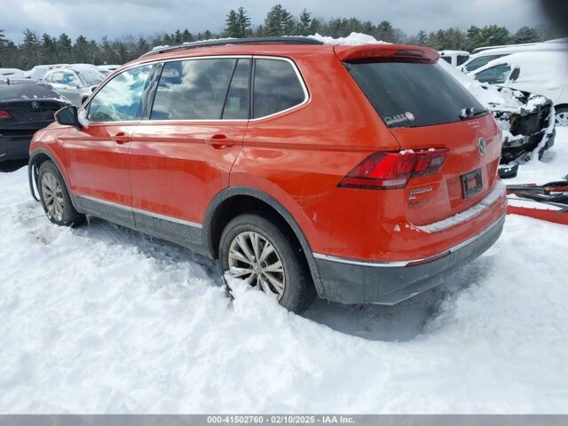 Помаранчевий Фольксваген Тігуан, об'ємом двигуна 2 л та пробігом 185 тис. км за 12150 $, фото 3 на Automoto.ua