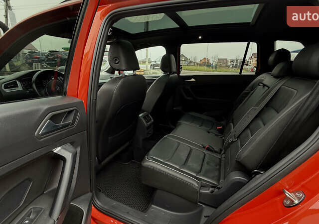 Оранжевый Фольксваген Тигуан, объемом двигателя 2 л и пробегом 152 тыс. км за 25900 $, фото 21 на Automoto.ua