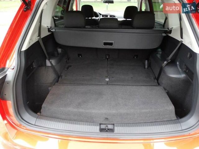 Оранжевый Фольксваген Тигуан, объемом двигателя 1.98 л и пробегом 107 тыс. км за 19500 $, фото 21 на Automoto.ua