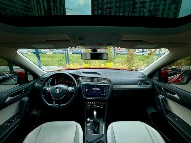 Оранжевый Фольксваген Тигуан, объемом двигателя 2 л и пробегом 46 тыс. км за 22500 $, фото 20 на Automoto.ua