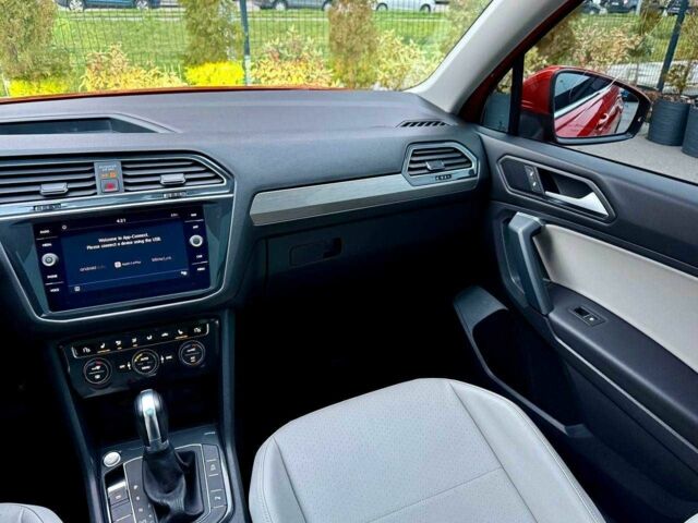 Оранжевый Фольксваген Тигуан, объемом двигателя 2 л и пробегом 46 тыс. км за 22500 $, фото 19 на Automoto.ua