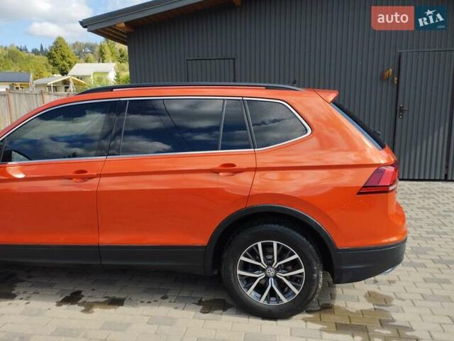 Помаранчевий Фольксваген Тігуан, об'ємом двигуна 1.98 л та пробігом 104 тис. км за 16200 $, фото 8 на Automoto.ua