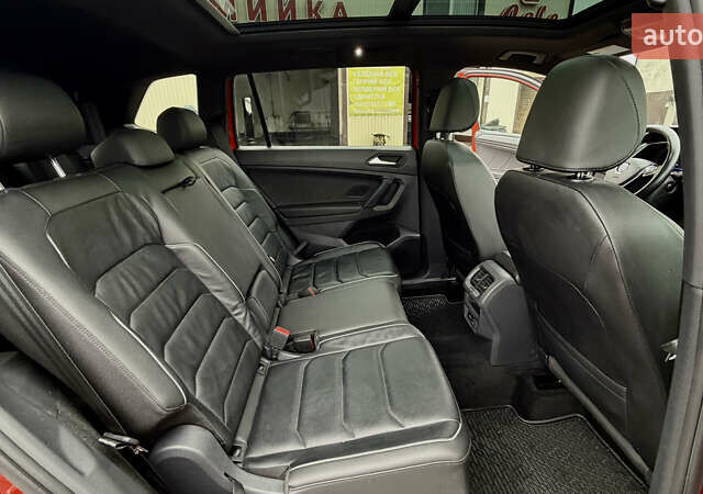 Оранжевый Фольксваген Тигуан, объемом двигателя 2 л и пробегом 152 тыс. км за 25900 $, фото 20 на Automoto.ua