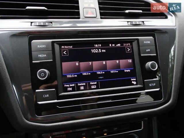 Оранжевый Фольксваген Тигуан, объемом двигателя 1.98 л и пробегом 107 тыс. км за 19500 $, фото 17 на Automoto.ua