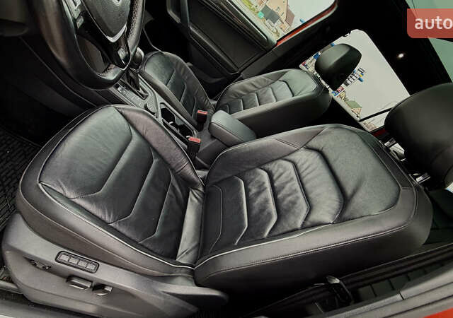 Оранжевый Фольксваген Тигуан, объемом двигателя 2 л и пробегом 152 тыс. км за 25900 $, фото 17 на Automoto.ua