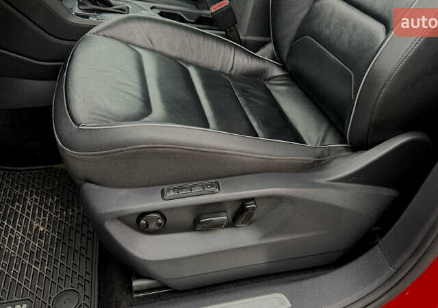 Оранжевый Фольксваген Тигуан, объемом двигателя 2 л и пробегом 152 тыс. км за 25900 $, фото 16 на Automoto.ua