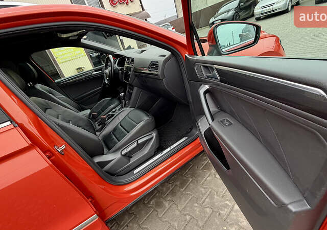 Оранжевый Фольксваген Тигуан, объемом двигателя 2 л и пробегом 152 тыс. км за 25900 $, фото 19 на Automoto.ua