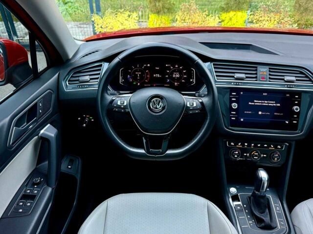 Оранжевый Фольксваген Тигуан, объемом двигателя 2 л и пробегом 46 тыс. км за 22500 $, фото 10 на Automoto.ua