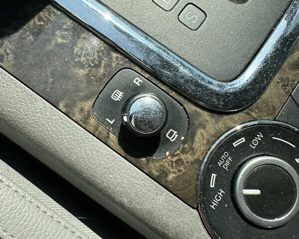 Фольксваген Туарег 2007 у Миколаєві на Automoto.ua Білий Фольксваген Туарег, об'ємом двигуна 3 л та пробігом 226 тис. км за 13100 $, фото 18 на Automoto.ua