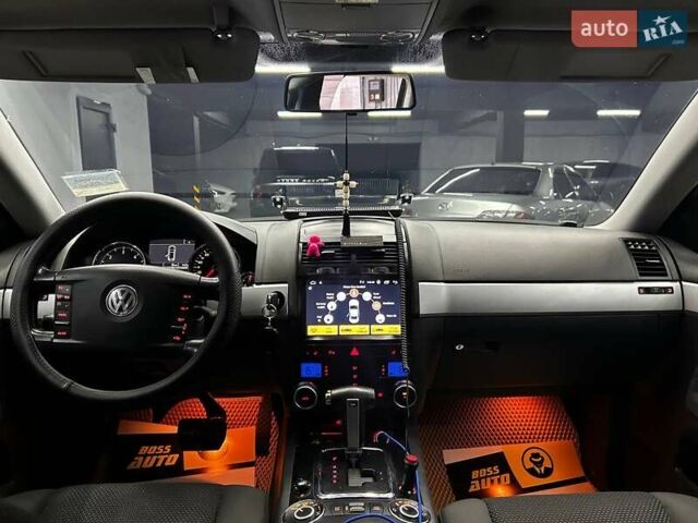 Фольксваген Туарег 2007 у Чернівцях на Automoto.ua Білий Фольксваген Туарег, об'ємом двигуна 2.97 л та пробігом 284 тис. км за 11000 $, фото 15 на Automoto.ua