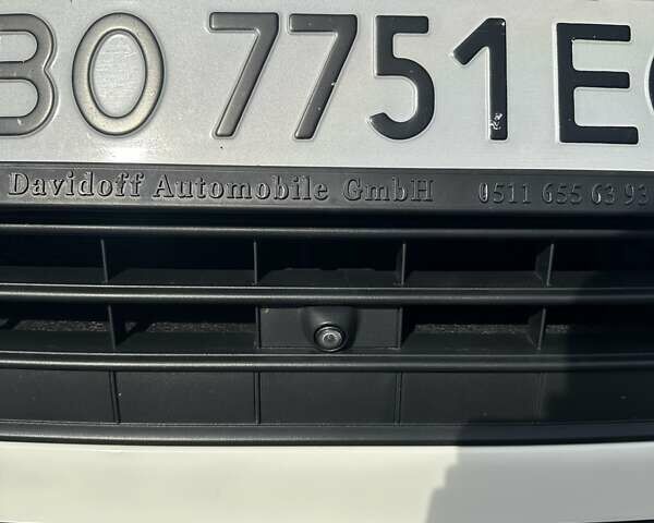 Белый Фольксваген Туарег, объемом двигателя 2.97 л и пробегом 260 тыс. км за 19200 $, фото 24 на Automoto.ua