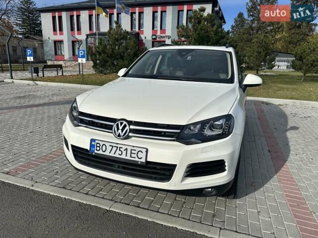 Белый Фольксваген Туарег, объемом двигателя 2.97 л и пробегом 260 тыс. км за 19200 $, фото 3 на Automoto.ua