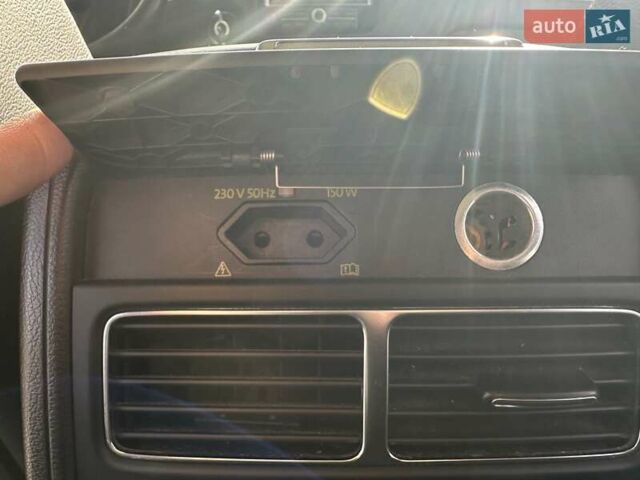 Белый Фольксваген Туарег, объемом двигателя 2.97 л и пробегом 260 тыс. км за 19200 $, фото 39 на Automoto.ua