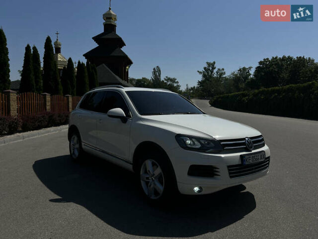 Белый Фольксваген Туарег, объемом двигателя 3.6 л и пробегом 134 тыс. км за 14000 $, фото 7 на Automoto.ua