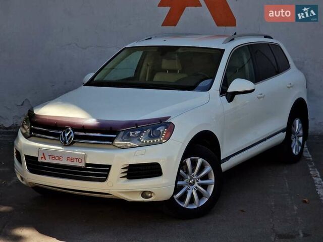 Белый Фольксваген Туарег, объемом двигателя 2.97 л и пробегом 264 тыс. км за 17490 $, фото 8 на Automoto.ua