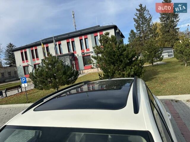 Белый Фольксваген Туарег, объемом двигателя 2.97 л и пробегом 260 тыс. км за 19200 $, фото 25 на Automoto.ua