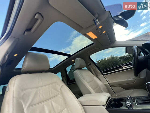 Белый Фольксваген Туарег, объемом двигателя 3.6 л и пробегом 181 тыс. км за 17770 $, фото 22 на Automoto.ua