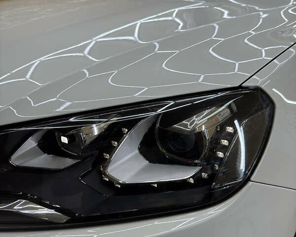 Белый Фольксваген Туарег, объемом двигателя 2.97 л и пробегом 3 тыс. км за 19000 $, фото 10 на Automoto.ua