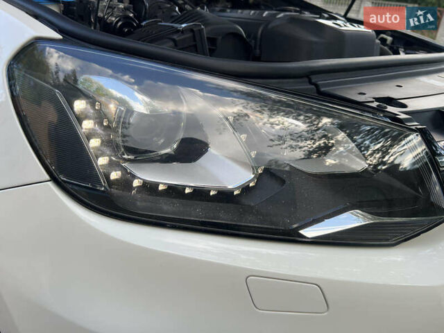 Белый Фольксваген Туарег, объемом двигателя 3.6 л и пробегом 181 тыс. км за 17770 $, фото 8 на Automoto.ua