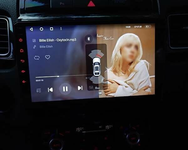 Белый Фольксваген Туарег, объемом двигателя 2.97 л и пробегом 250 тыс. км за 19000 $, фото 41 на Automoto.ua