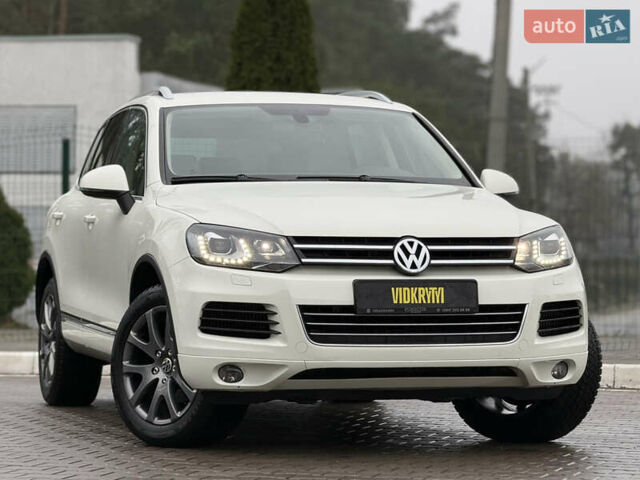 Белый Фольксваген Туарег, объемом двигателя 2.97 л и пробегом 189 тыс. км за 17450 $, фото 7 на Automoto.ua