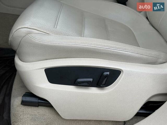 Белый Фольксваген Туарег, объемом двигателя 2.97 л и пробегом 189 тыс. км за 17450 $, фото 33 на Automoto.ua