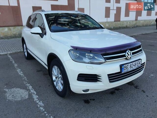 Белый Фольксваген Туарег, объемом двигателя 2.97 л и пробегом 411 тыс. км за 16000 $, фото 10 на Automoto.ua