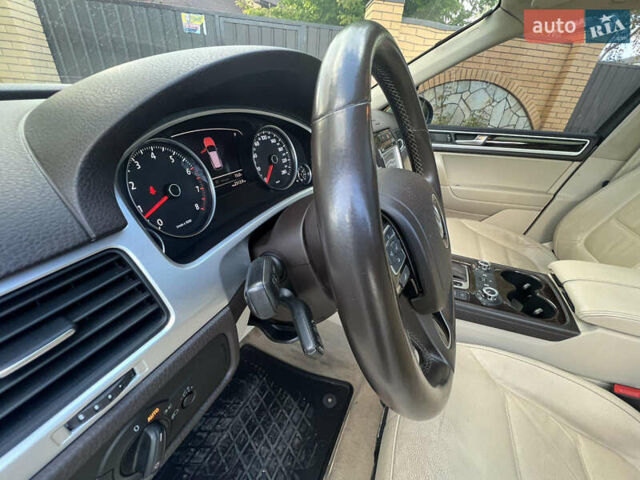 Белый Фольксваген Туарег, объемом двигателя 3.6 л и пробегом 181 тыс. км за 17770 $, фото 37 на Automoto.ua