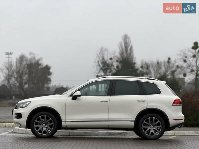 Белый Фольксваген Туарег, объемом двигателя 2.97 л и пробегом 189 тыс. км за 17450 $, фото 12 на Automoto.ua